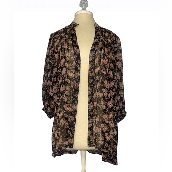 Sam & Max Floral Sheer Button Up 1X - Picture 3 of 4